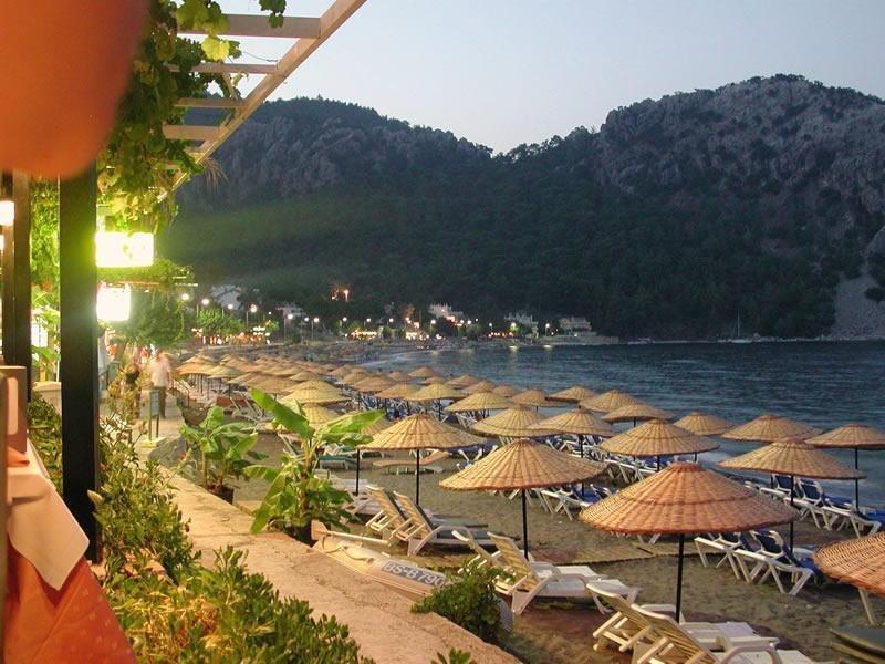 Zeybek Hotel 图兰克 外观 照片